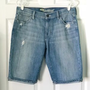 DONATING NWOT Old Navy Sweetheart Jean Shorts